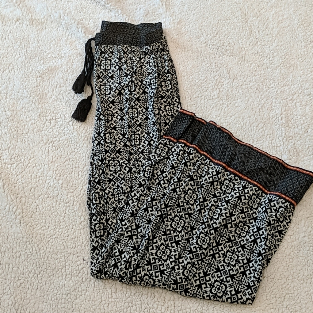 Flared patterned pants - Picture 2 of 2